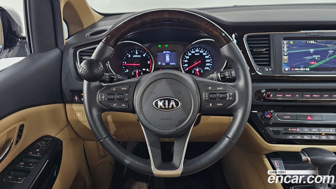 Kia Canival 2019