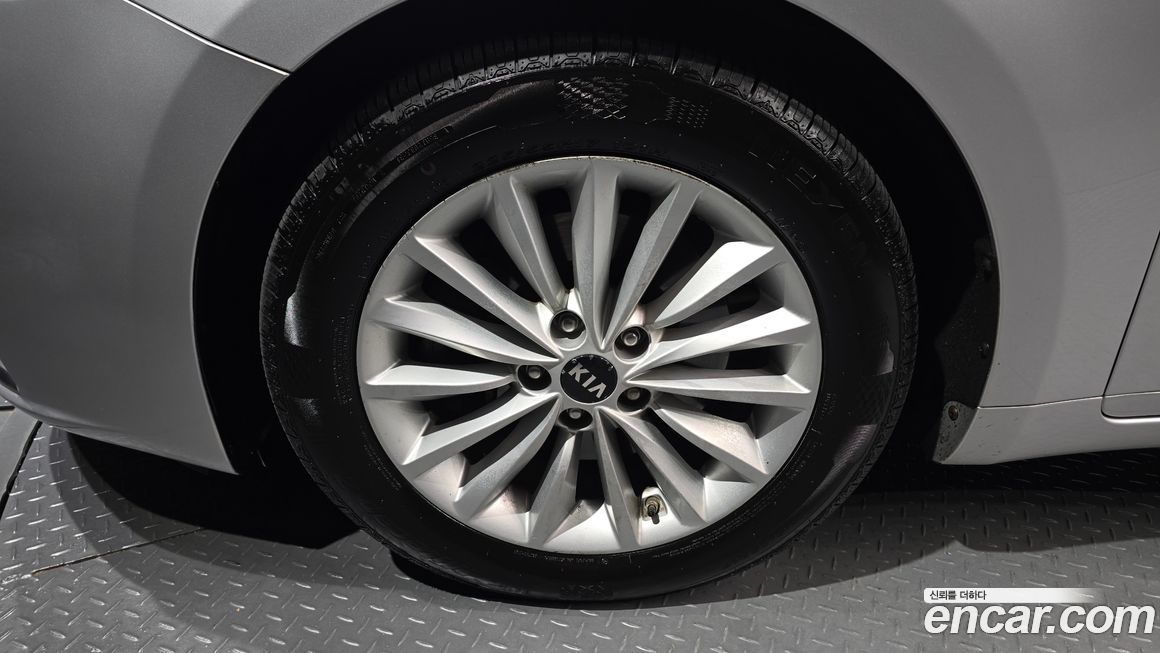 Kia K7 2016