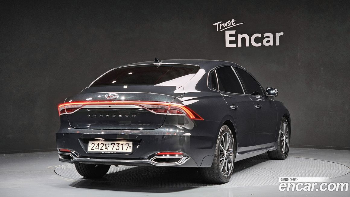 Hyundai Grandeur 2020