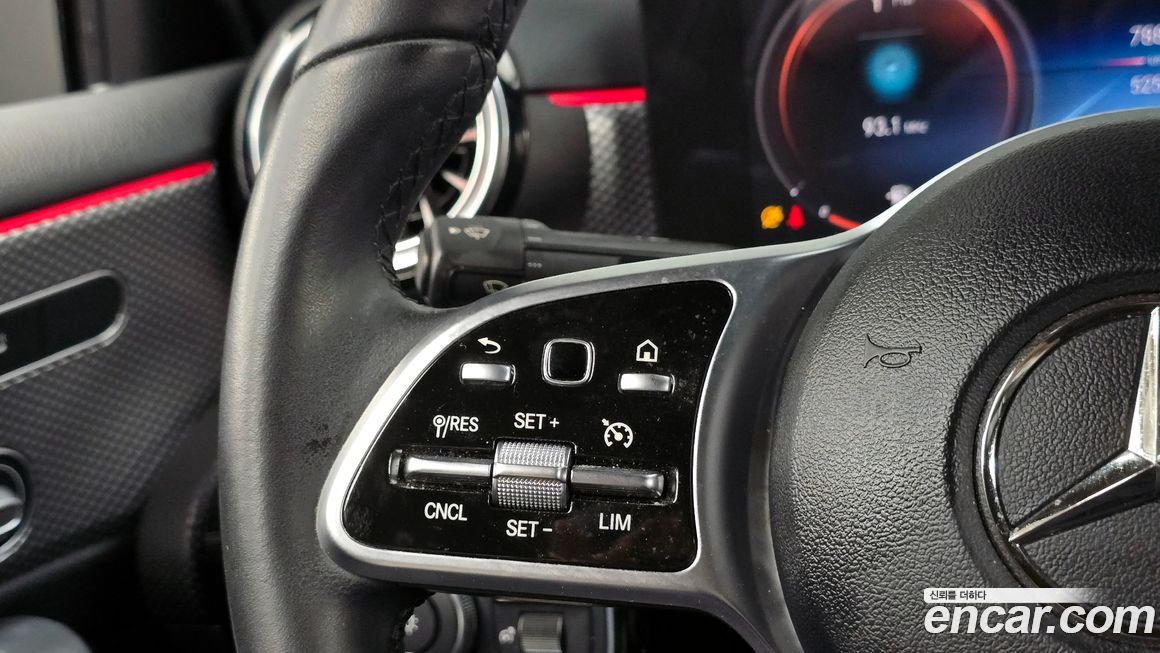 Mercedes-Benz A-Class 2021