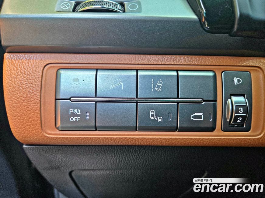 KG_Mobility_Ssangyong Rexton 2020