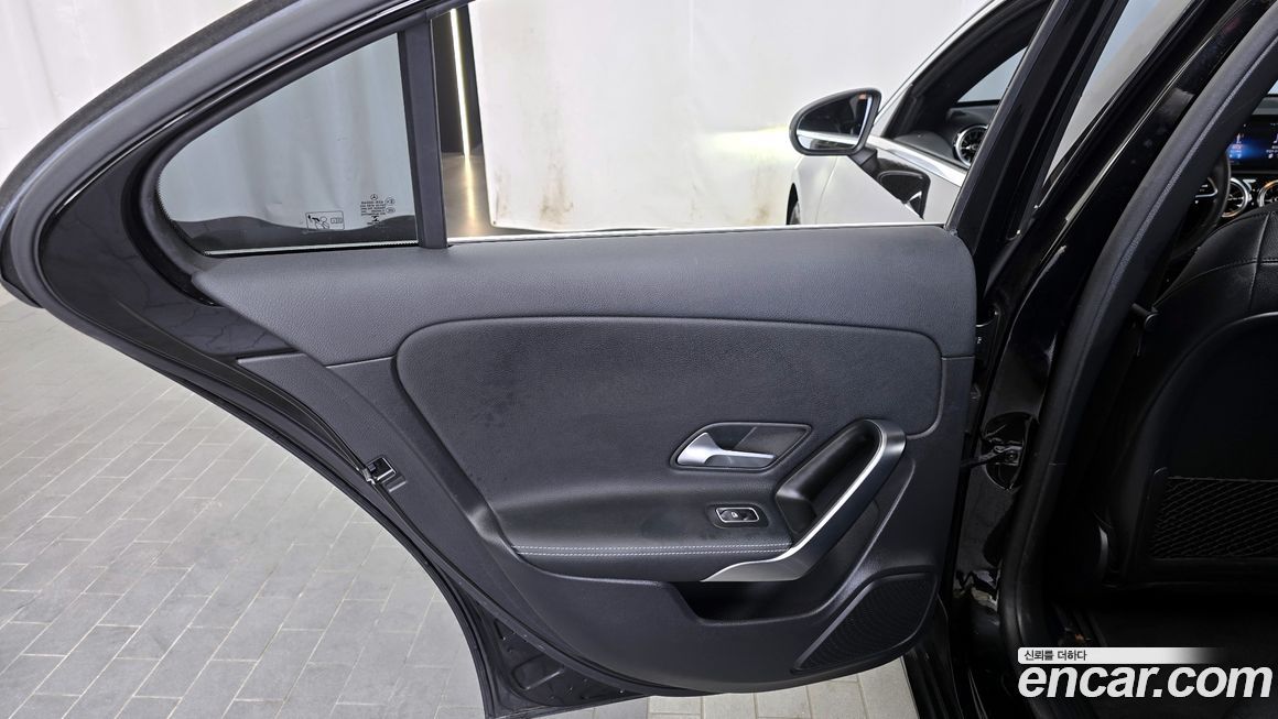 Mercedes-Benz A-Class 2021
