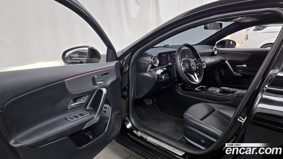 Mercedes-Benz A-Class 2021