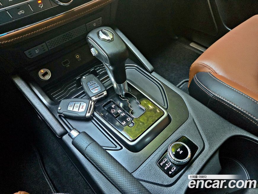 KG_Mobility_Ssangyong Rexton 2020