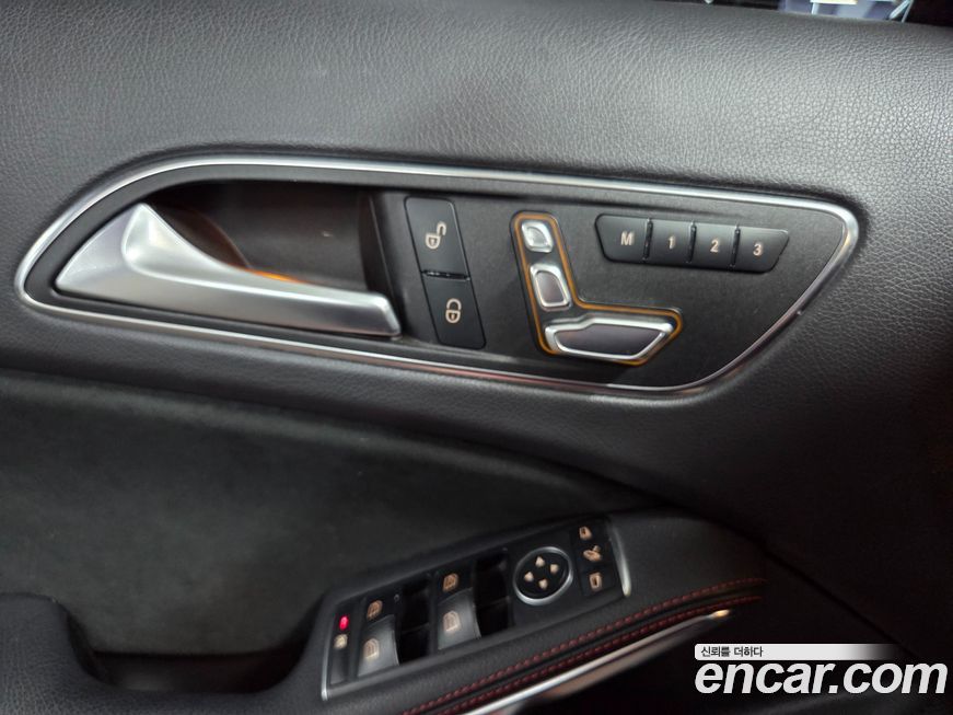 Mercedes-Benz GLA-Class 2019