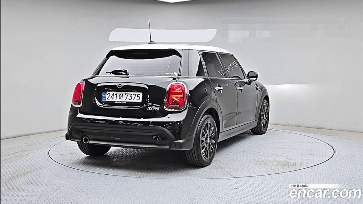 Mini Cooper 2024