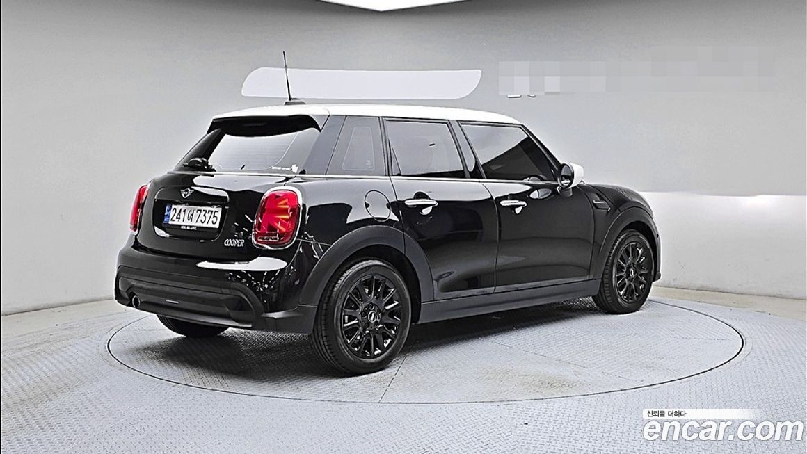 Mini Cooper 2024