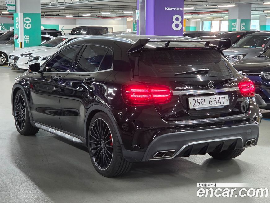 Mercedes-Benz GLA-Class 2019