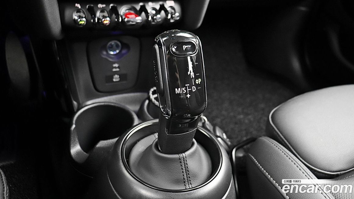 Mini Cooper 2024