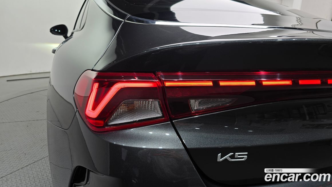Kia K5 2023