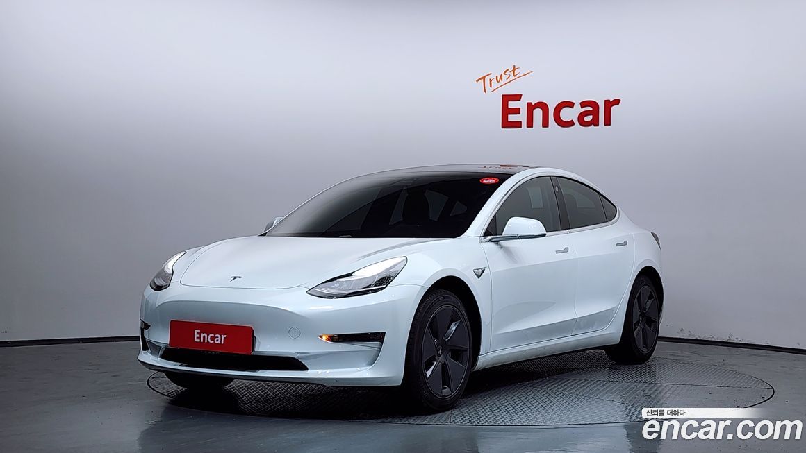 Tesla Model 3 2020