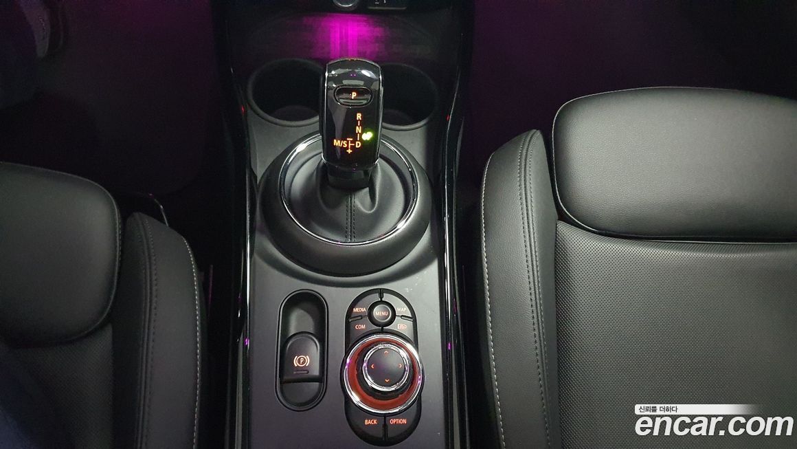 Mini Clubman 2023