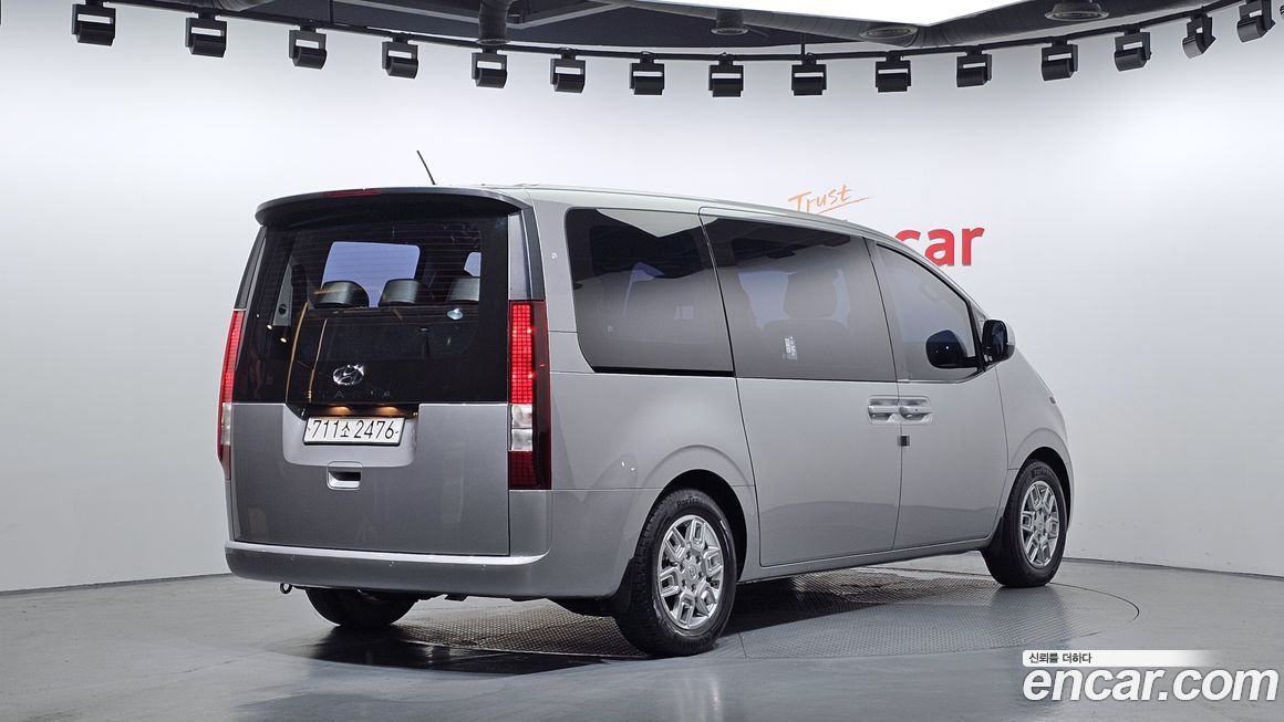 Hyundai Staria 2023