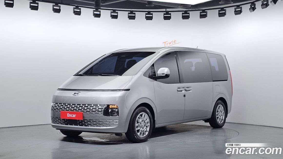 Hyundai Staria 2023