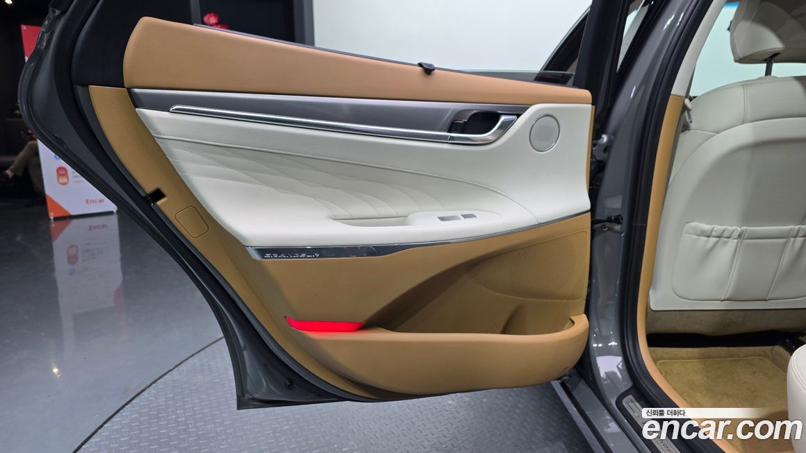 Hyundai Grandeur 2021