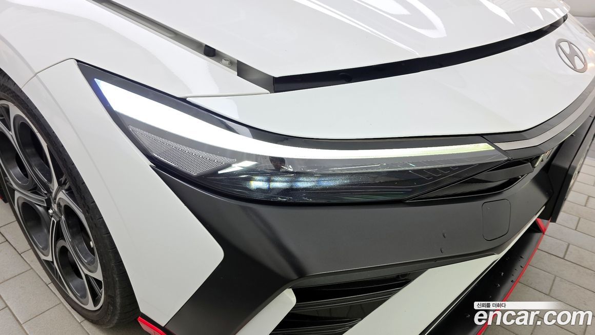 Hyundai AVANTE 2024