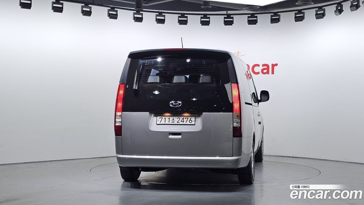 Hyundai Staria 2023