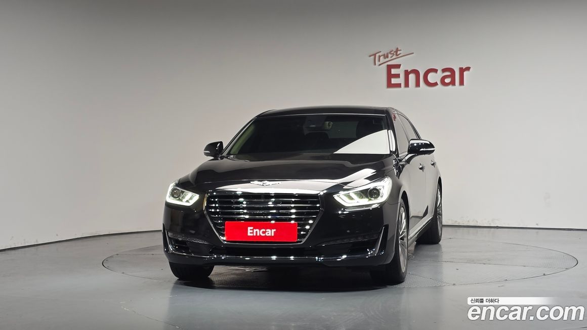 Genesis EQ900 2018