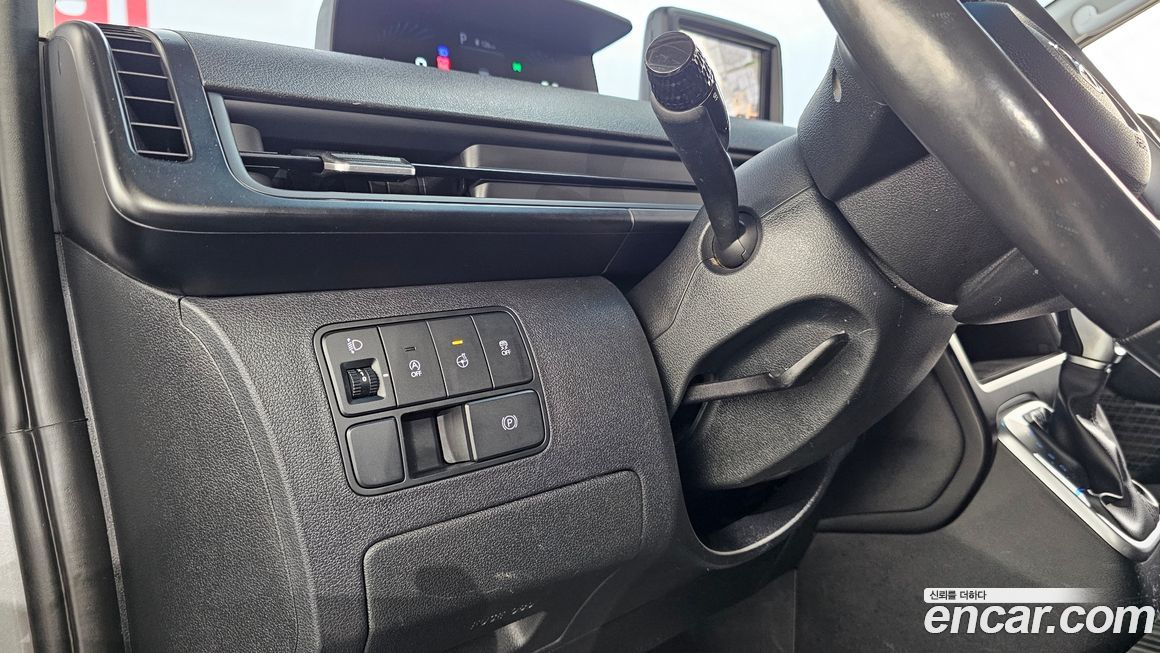 Hyundai Staria 2023
