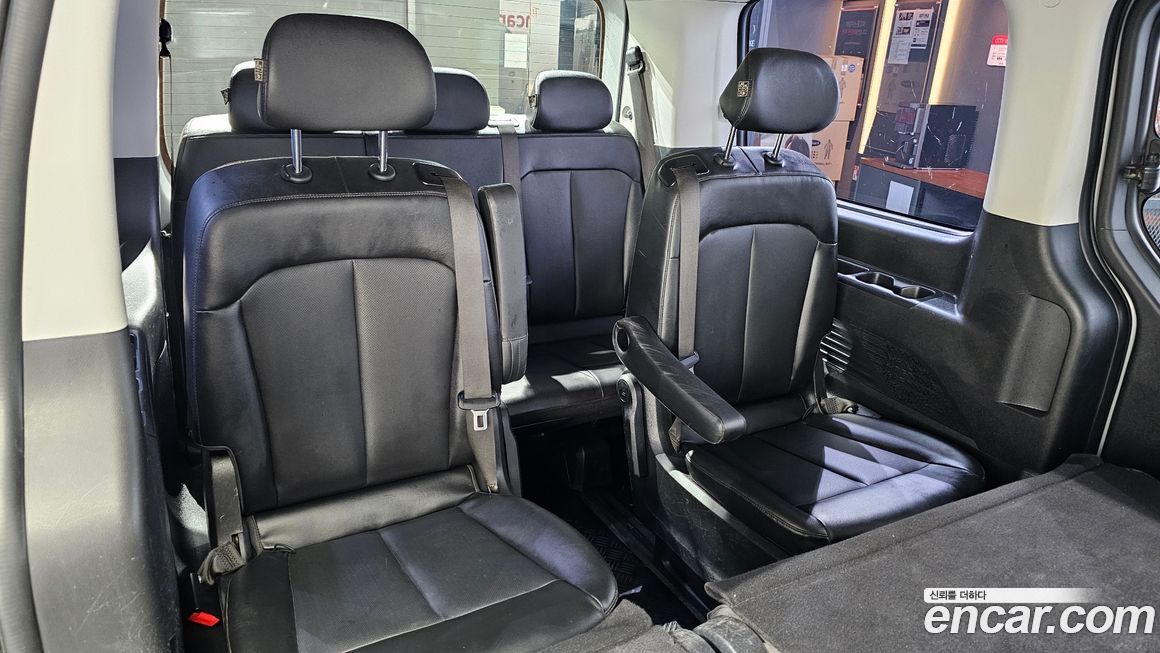 Hyundai Staria 2023