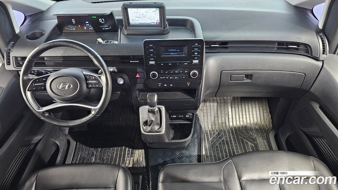 Hyundai Staria 2023