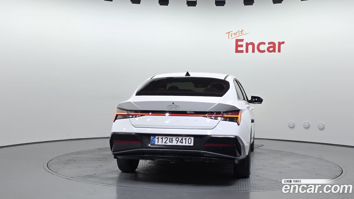 Hyundai AVANTE 2024