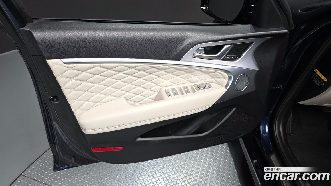 Genesis G70 2020