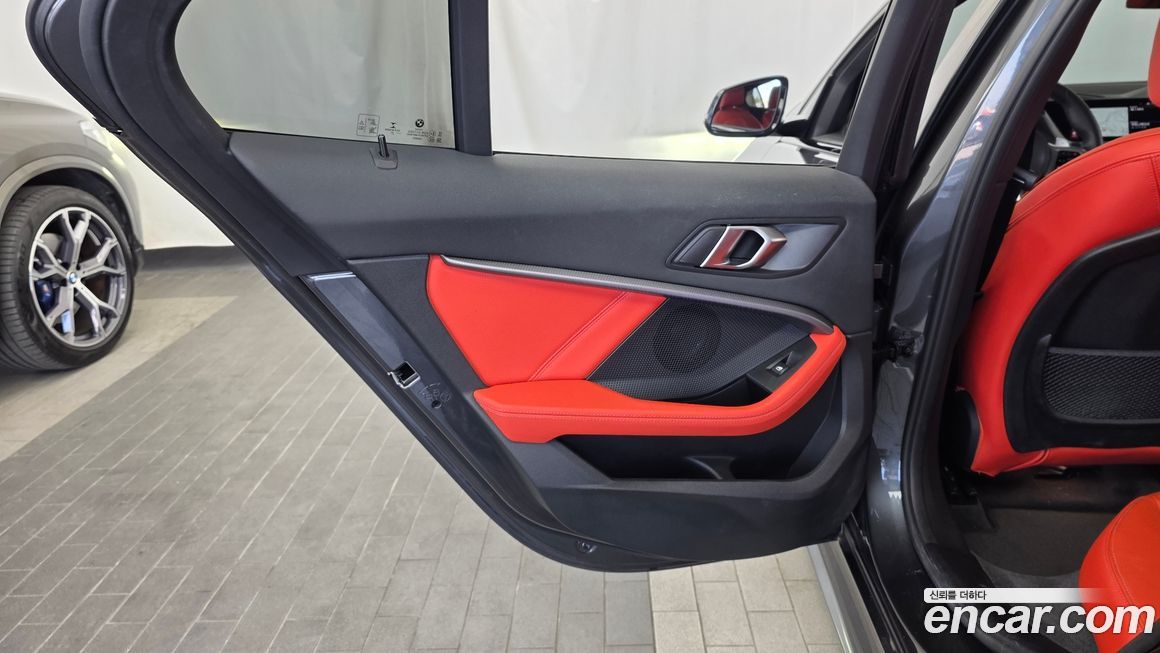 BMW 1-Series 2021
