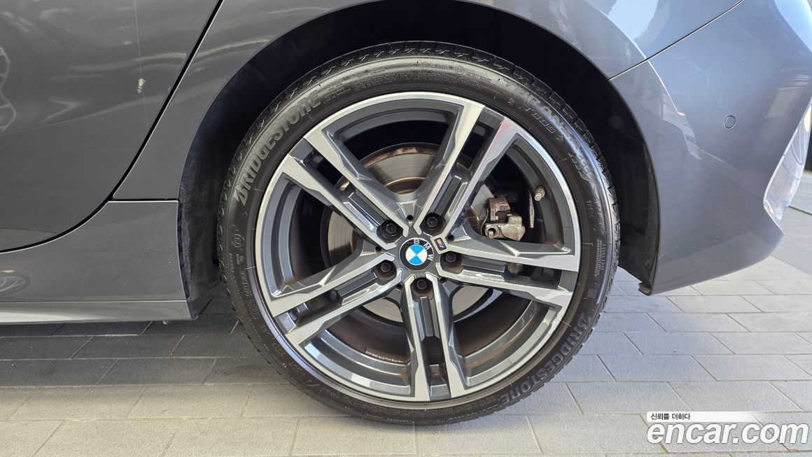 BMW 1-Series 2021