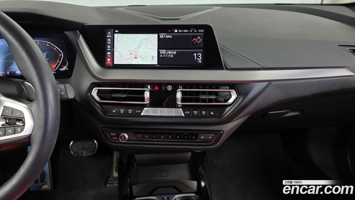 BMW 1-Series 2021