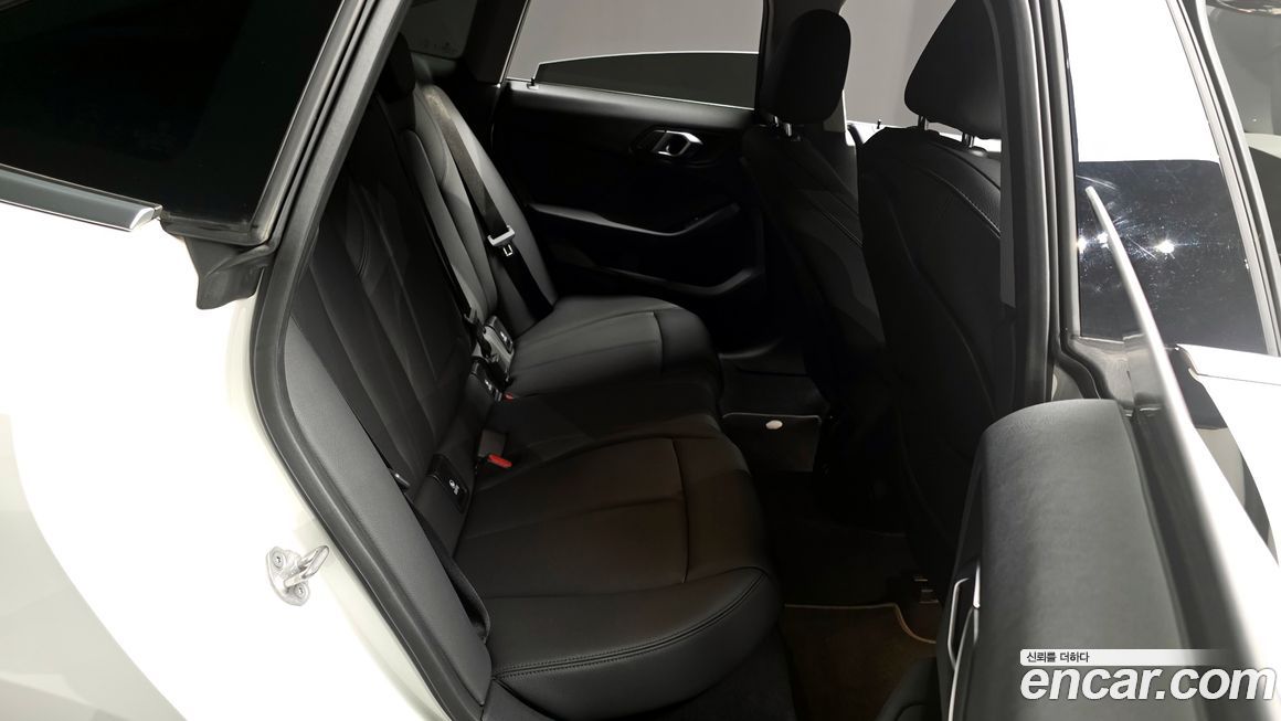 BMW 2-Series 2023