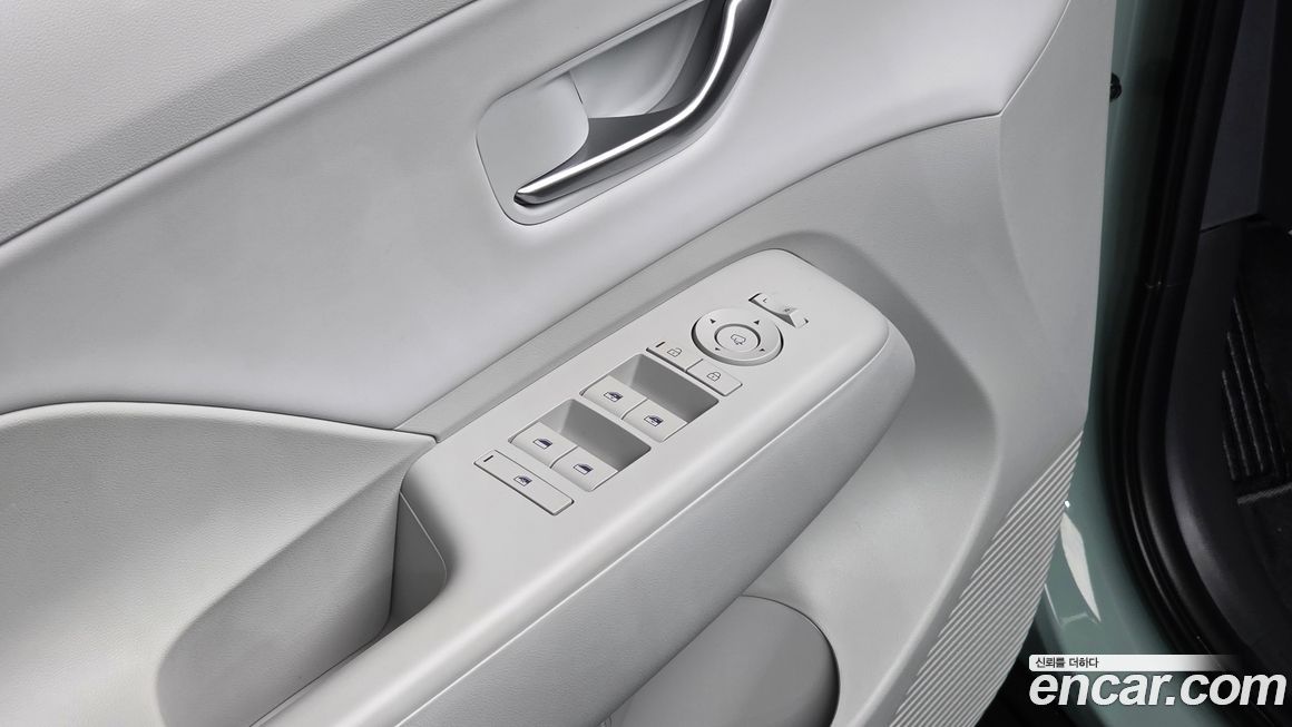 Hyundai Kona 2025