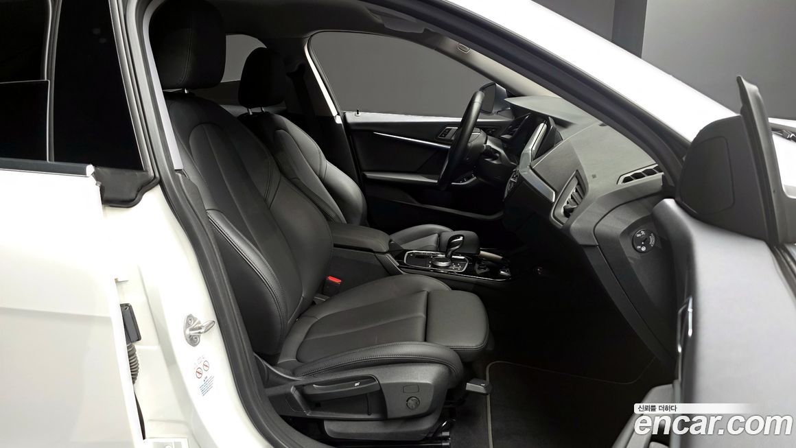 BMW 2-Series 2023