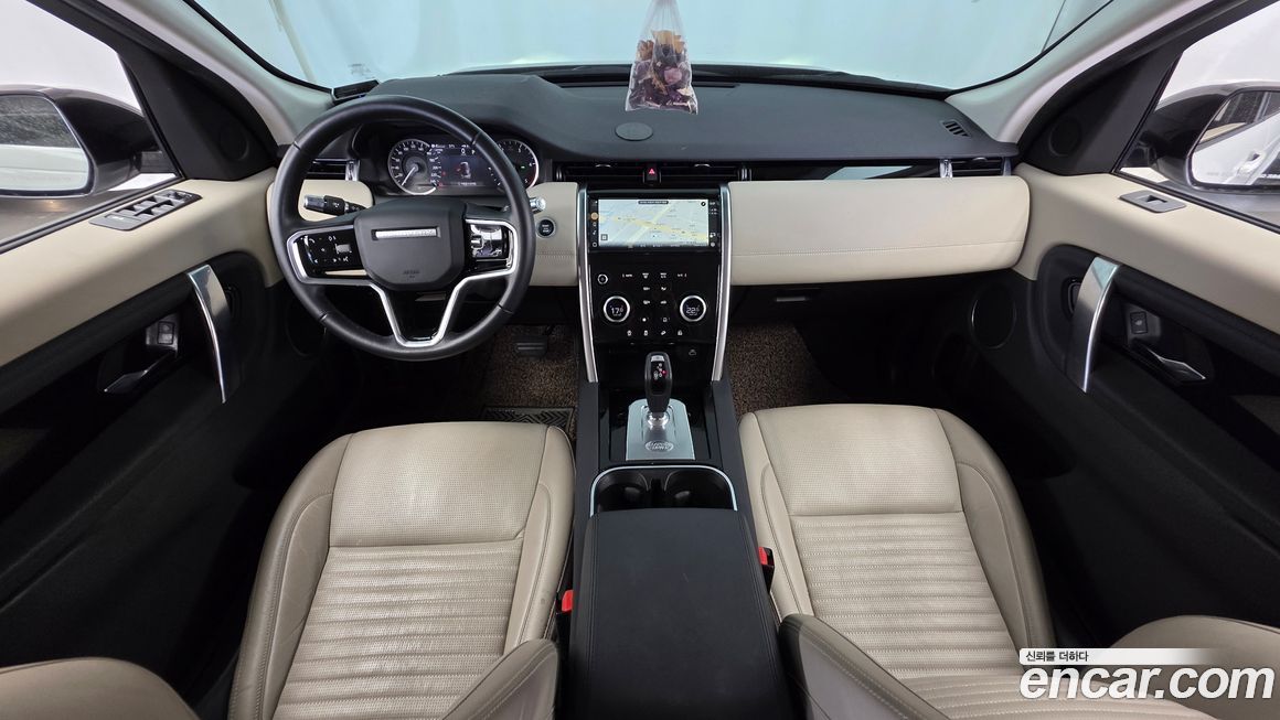 Land Rover Discovery Sport 2021