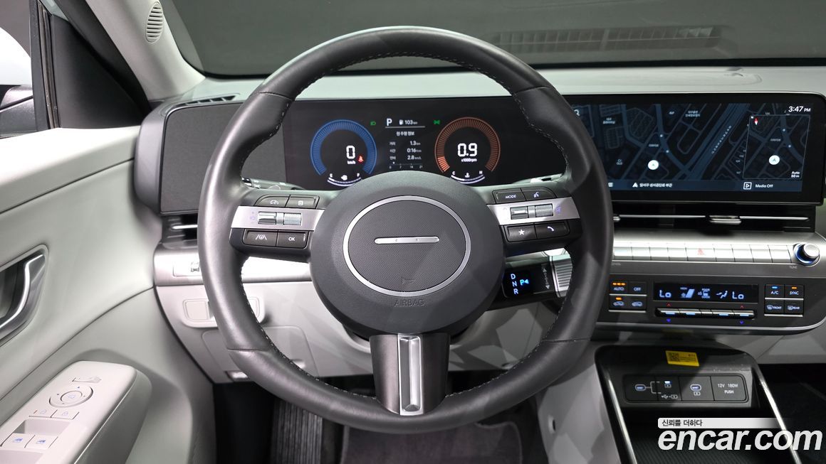 Hyundai Kona 2025
