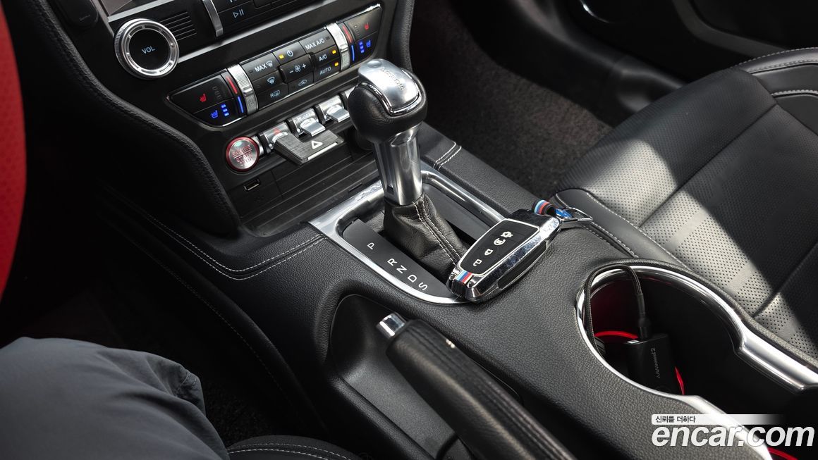 Ford Mustang 2021