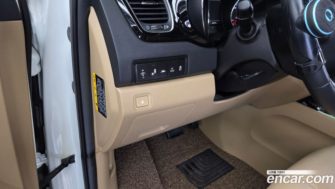 Kia Canival 2020