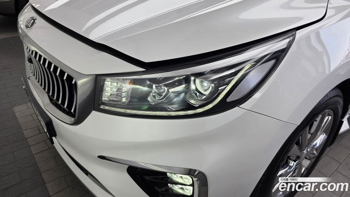 Kia Canival 2020