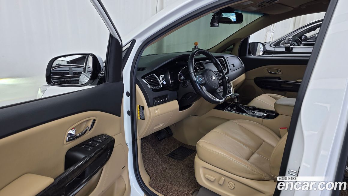 Kia Canival 2020