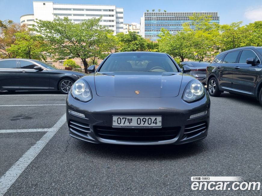 Porsche Panamera 2014