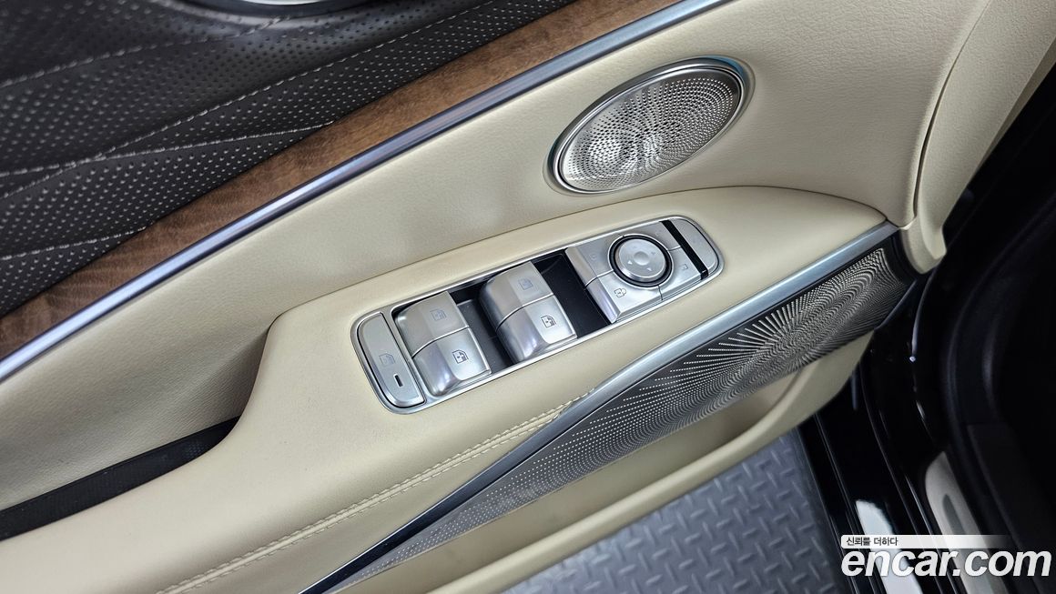 Kia K9 2019