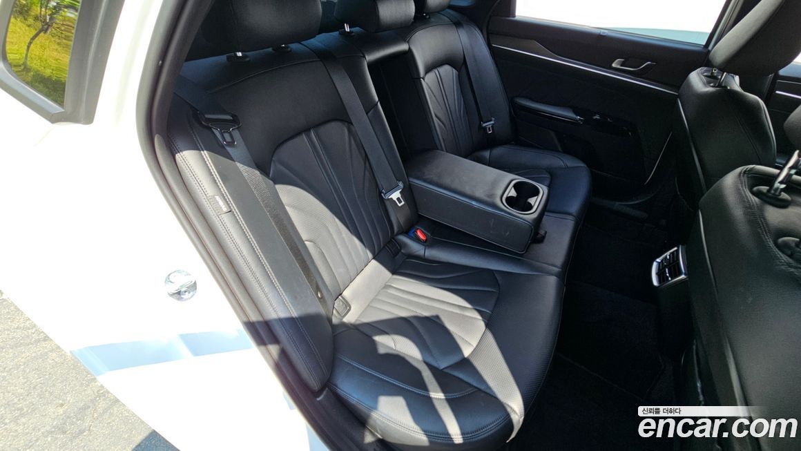 Kia K5 2023
