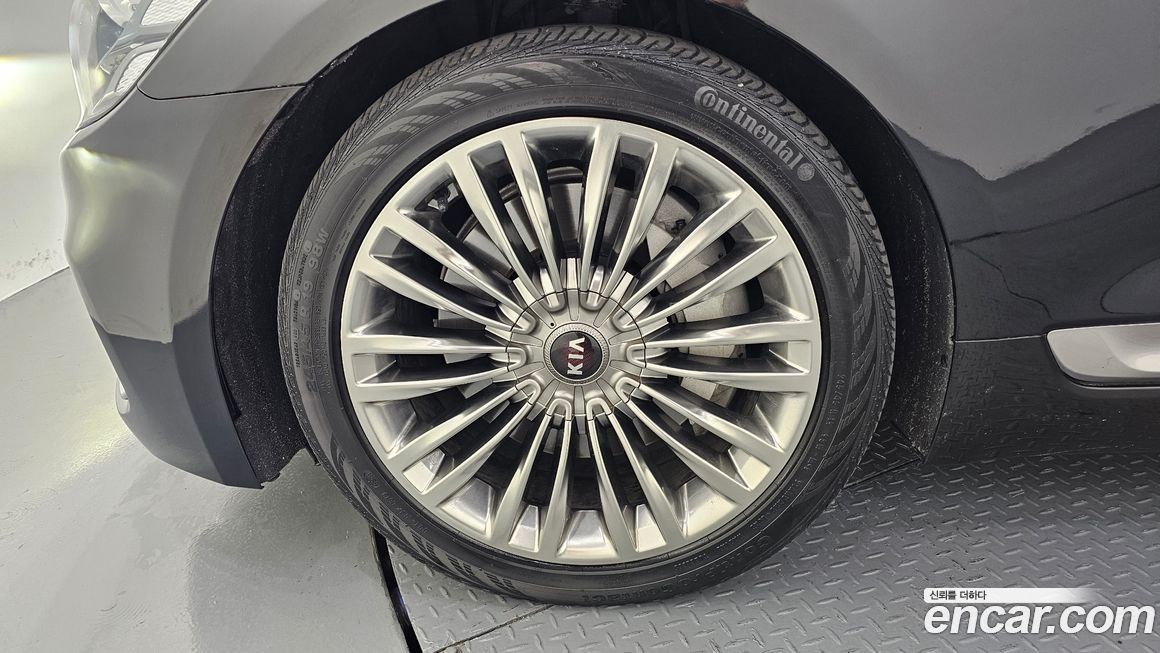 Kia K9 2019