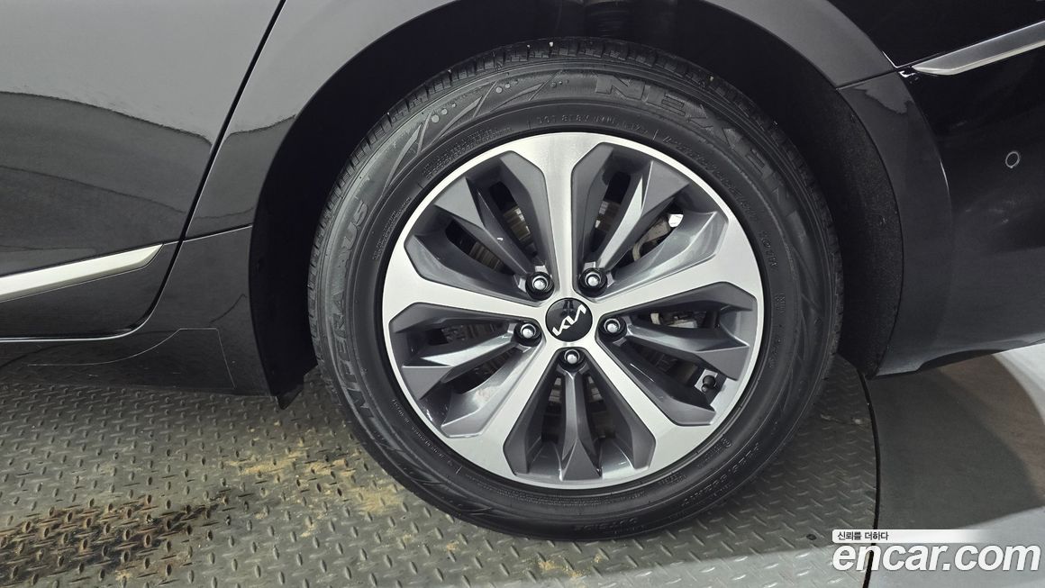 Kia K8 2023