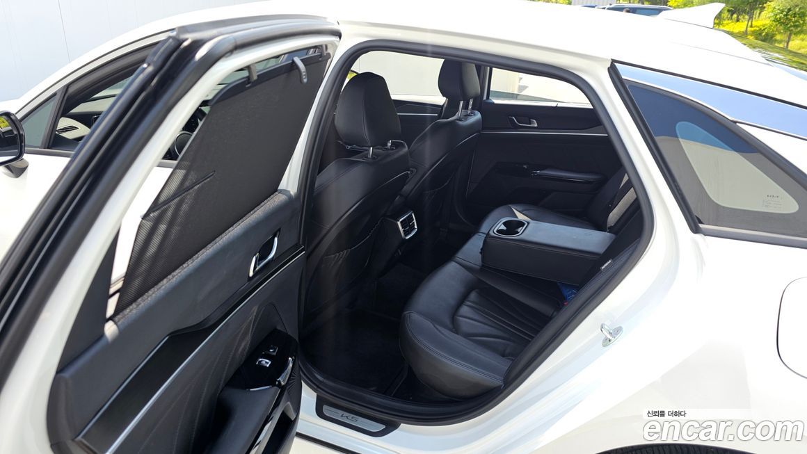 Kia K5 2023