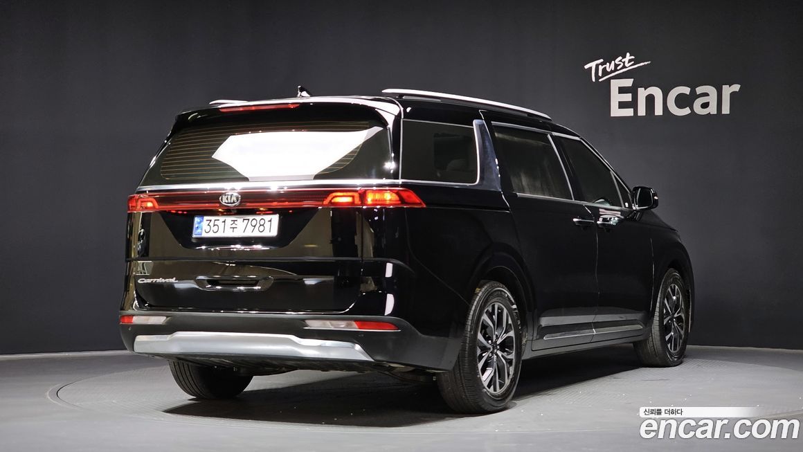 Kia Canival 2021