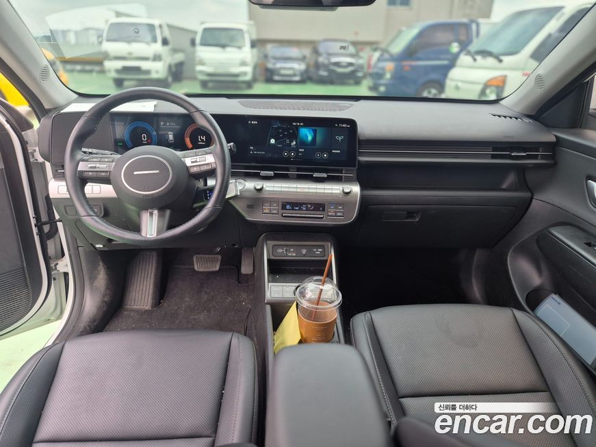 Hyundai Kona 2025