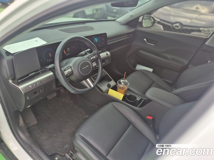 Hyundai Kona 2025