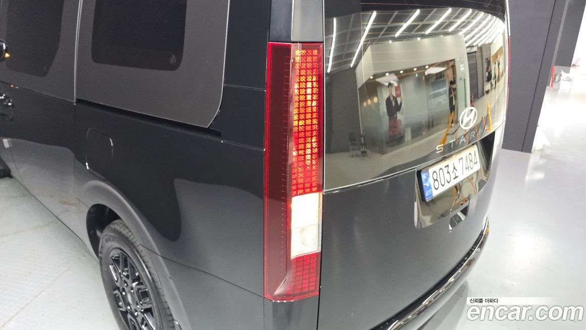 Hyundai Staria 2025