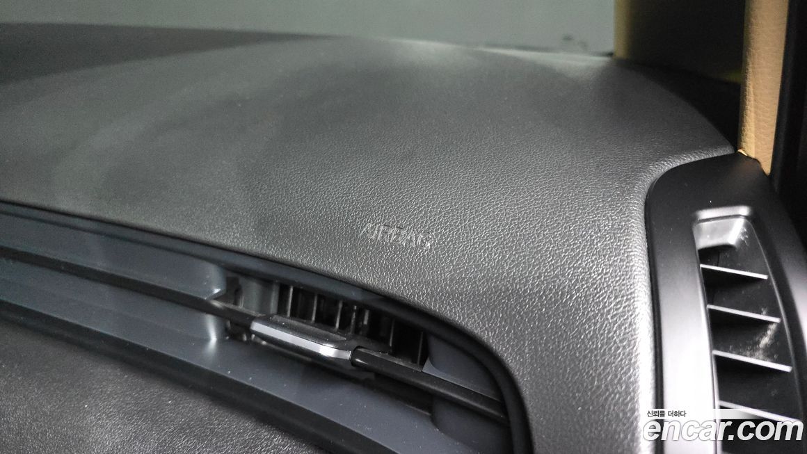Hyundai Staria 2025